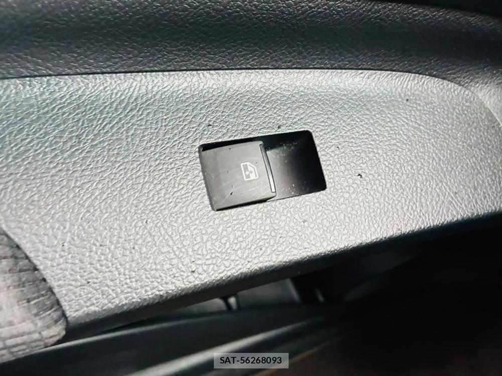 Toyota SIENTA 2019-07 8252485-22