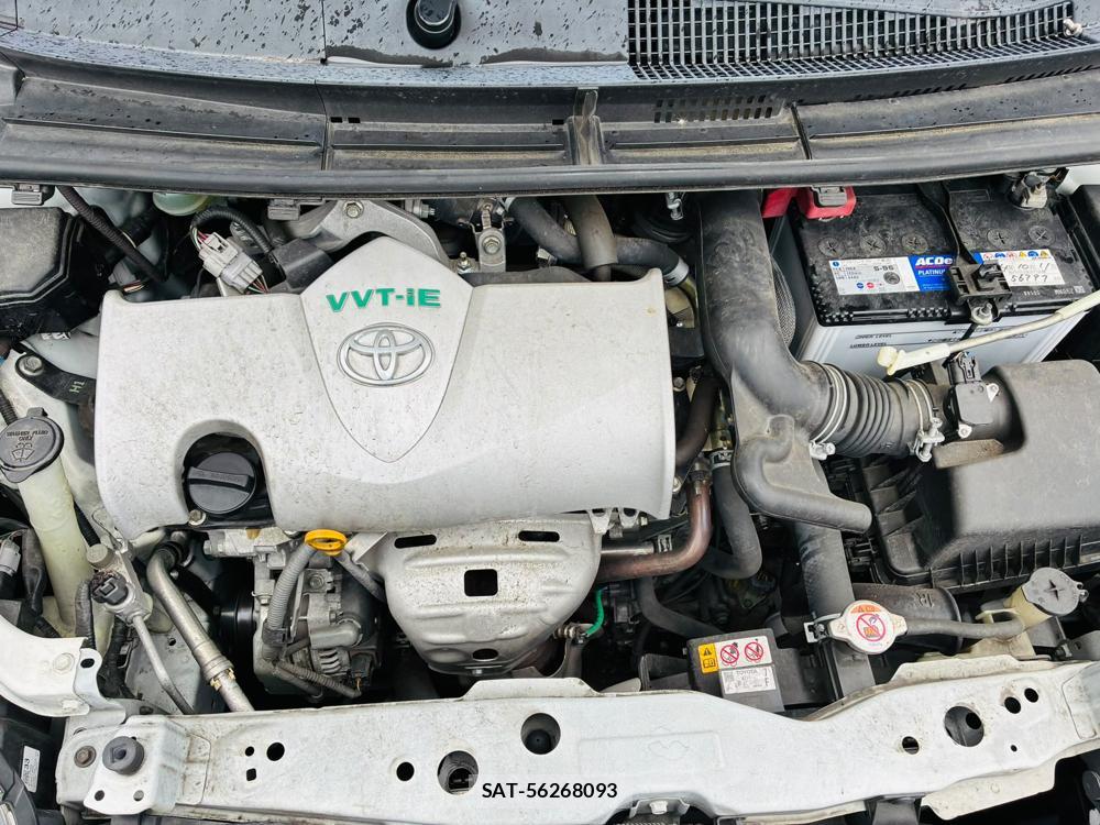 Toyota SIENTA 2019-07 8252485-35