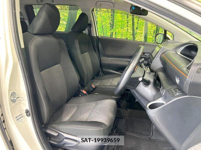 Toyota SIENTA 2019-06 8368685-7