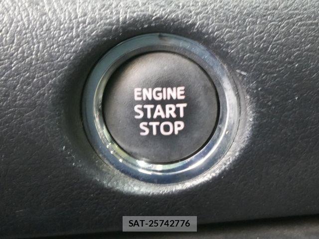 Toyota SIENTA 2016-09 8368691-14
