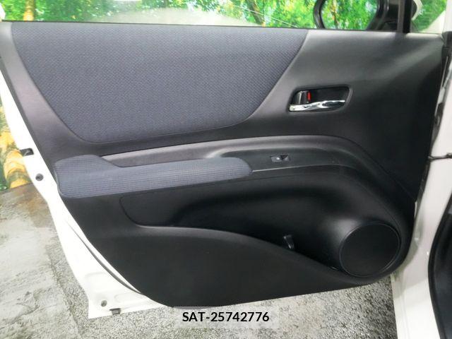 Toyota SIENTA 2016-09 8368691-22