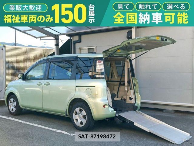 Toyota SIENTA 2013-07 8368693-0