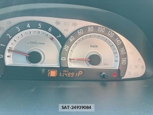 Toyota SIENTA 2011-10 8368699-16