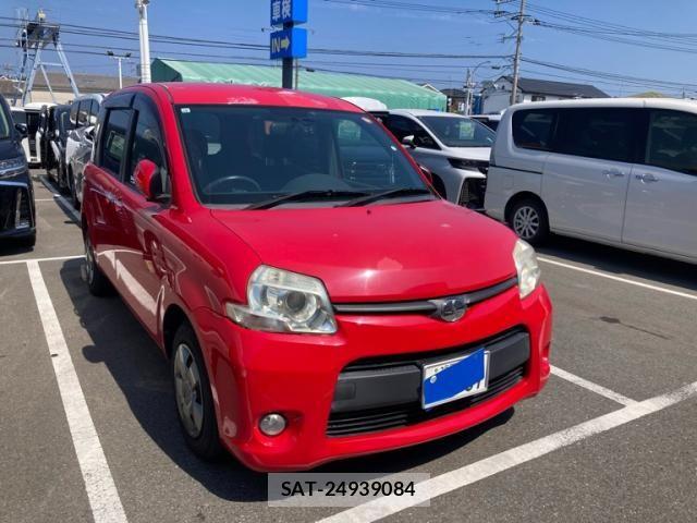 Toyota SIENTA 2011-10 8368699-3