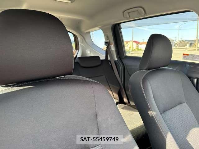 Toyota SIENTA 2019-09 8368687-12