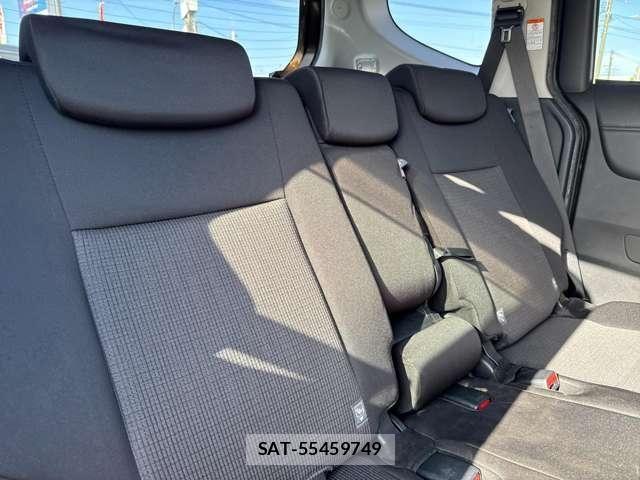 Toyota SIENTA 2019-09 8368687-14