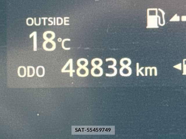 Toyota SIENTA 2019-09 8368687-18