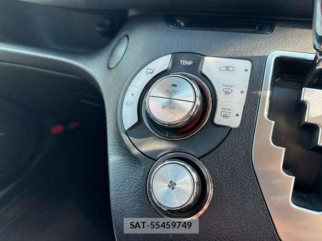 Toyota SIENTA 2019-09 8368687-23