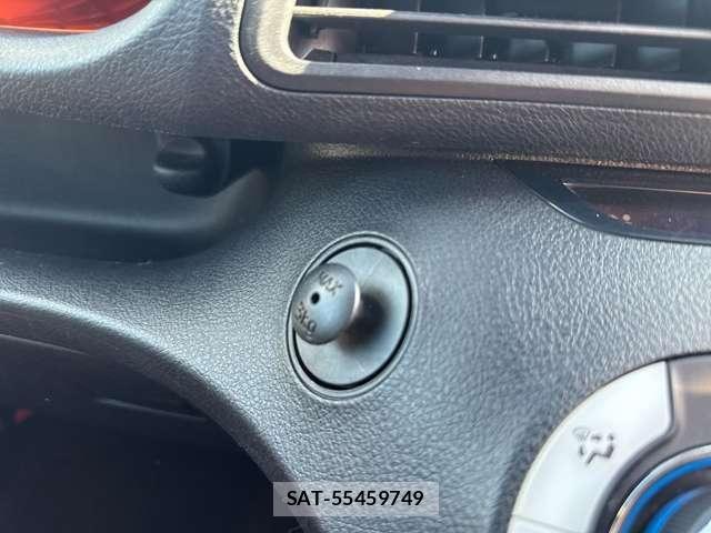 Toyota SIENTA 2019-09 8368687-29