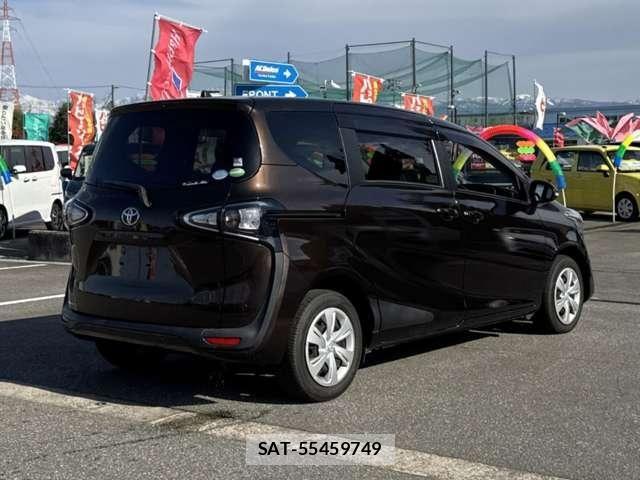 Toyota SIENTA 2019-09 8368687-6