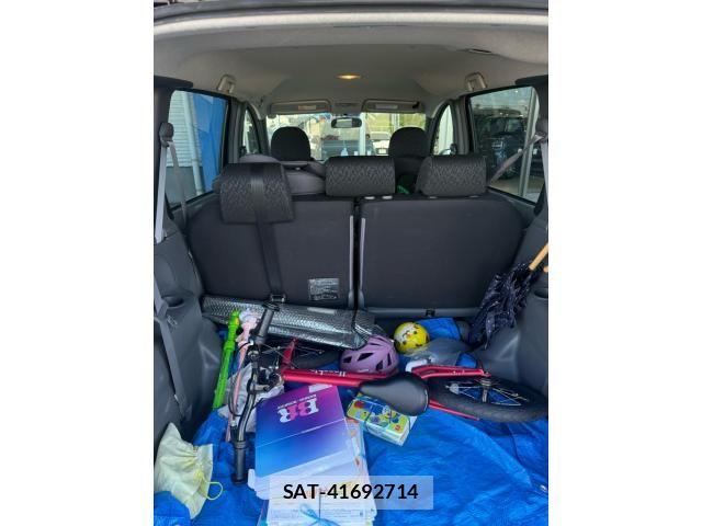 Toyota SIENTA 2015-02 8372182-13