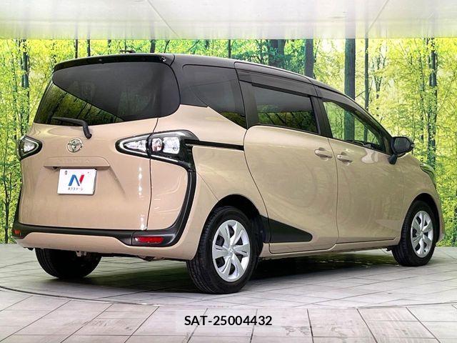 Toyota SIENTA 2019-02 8372181-15