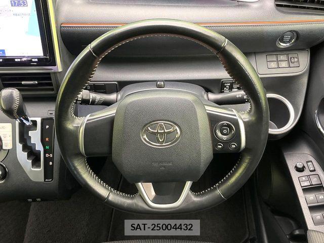 Toyota SIENTA 2019-02 8372181-6