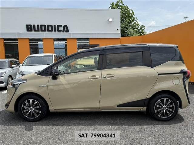 Toyota SIENTA 2019-03 8372180-10