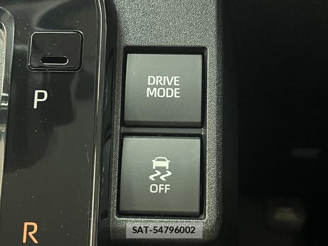 Toyota SIENTA 2023-12 8414952-11
