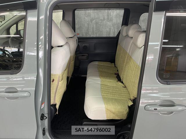 Toyota SIENTA 2023-12 8414952-12