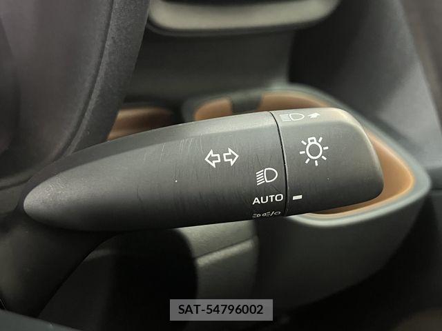 Toyota SIENTA 2023-12 8414952-17