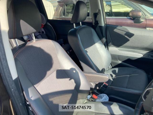 Toyota SIENTA 2017-12 8414961-14