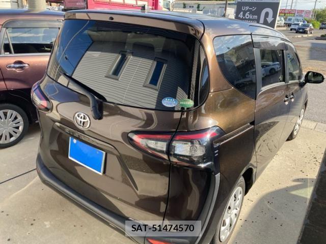 Toyota SIENTA 2017-12 8414961-8