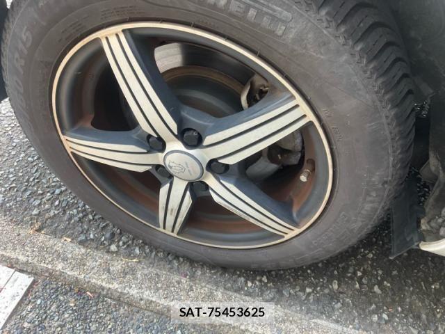 Toyota SIENTA 2018-06 8414960-7