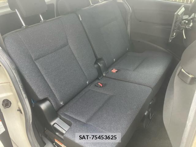 Toyota SIENTA 2018-06 8414960-10