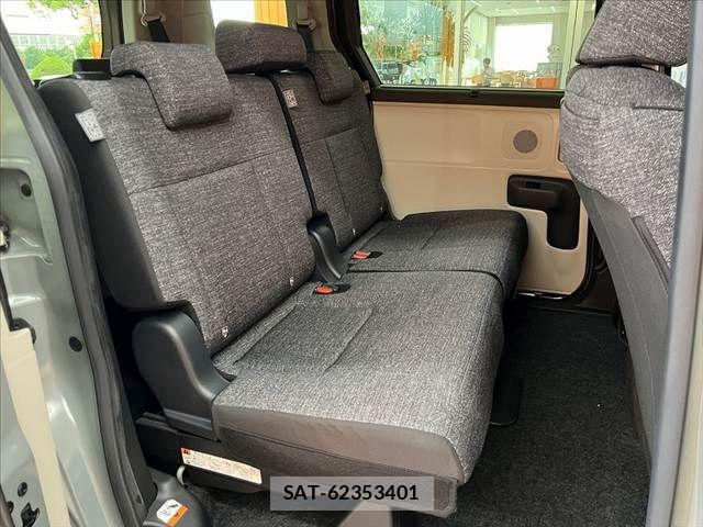 Toyota SIENTA 2022-12 8414948-17