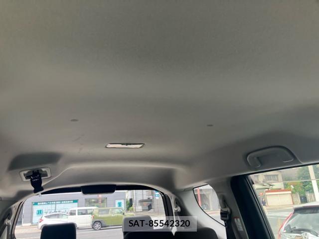 Toyota SIENTA 2016-08 8414962-19