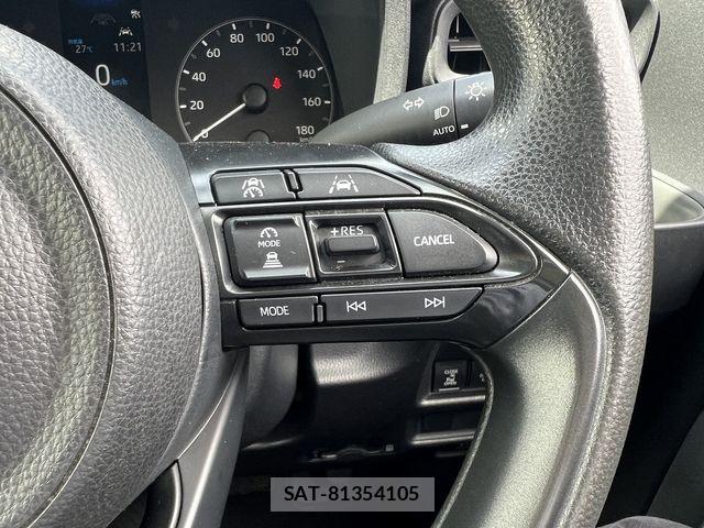 Toyota SIENTA 2023-06 8414950-13