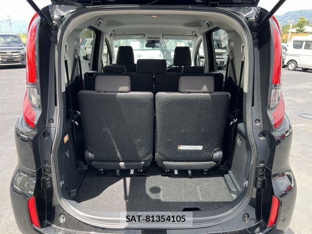 Toyota SIENTA 2023-06 8414950-17