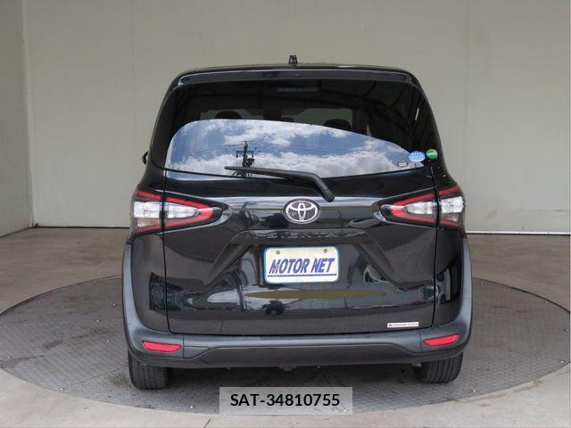 Toyota SIENTA 2017-11 8414951-17