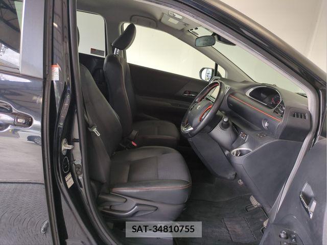 Toyota SIENTA 2017-11 8414951-25