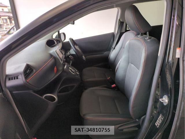 Toyota SIENTA 2017-11 8414951-3