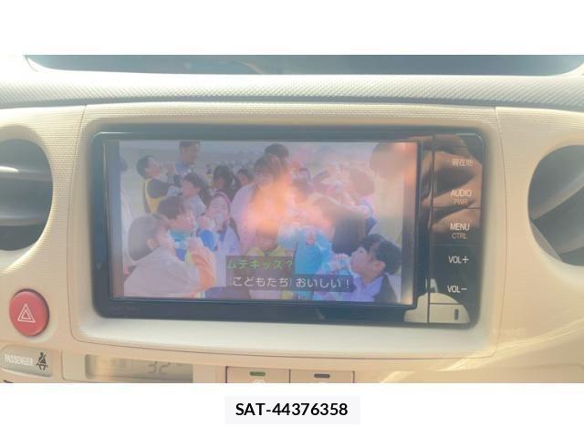 Toyota SIENTA 2015-03 8414963-19