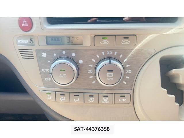 Toyota SIENTA 2015-03 8414963-21