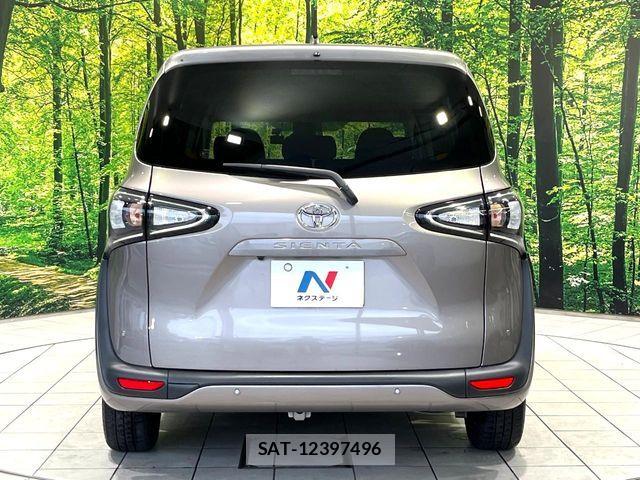 Toyota SIENTA 2022-04 8438880-15