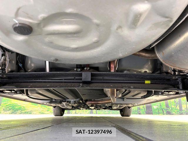 Toyota SIENTA 2022-04 8438880-18