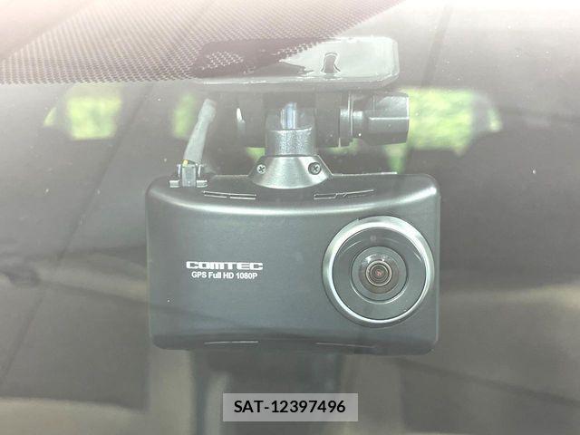 Toyota SIENTA 2022-04 8438880-6