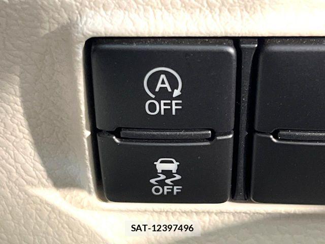 Toyota SIENTA 2022-04 8438880-7