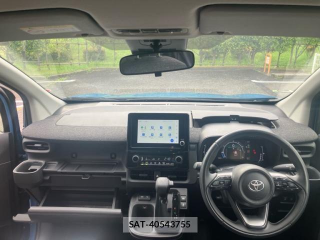 Toyota SIENTA 2023-10 8438505-13
