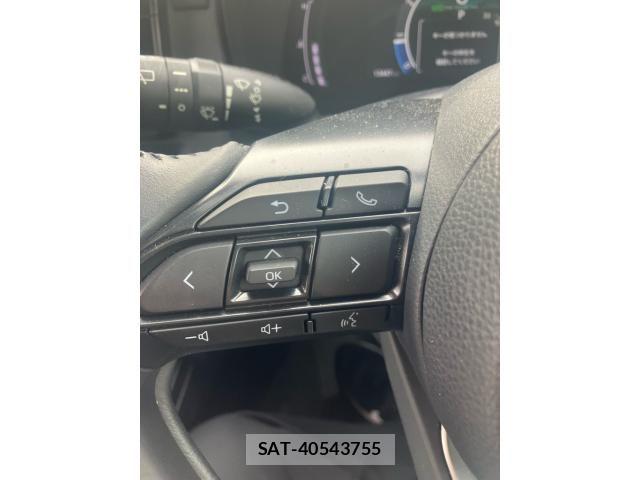 Toyota SIENTA 2023-10 8438505-18