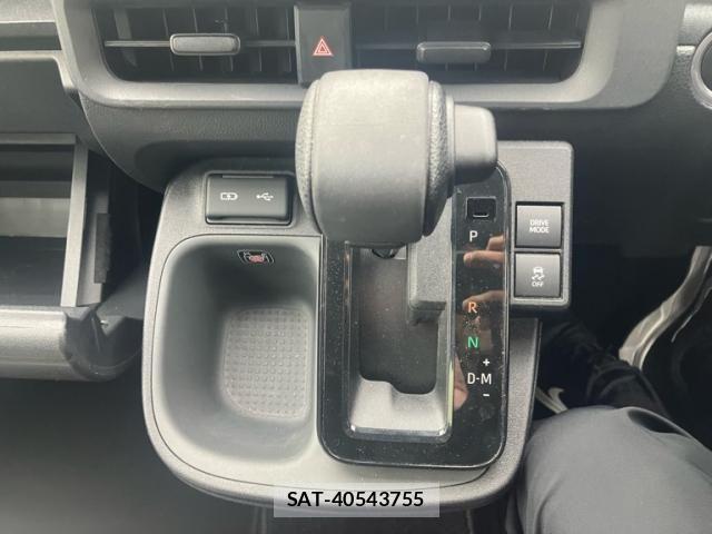 Toyota SIENTA 2023-10 8438505-22