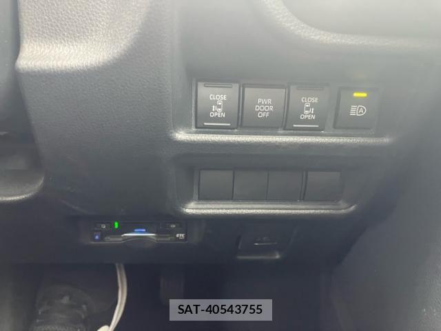 Toyota SIENTA 2023-10 8438505-23