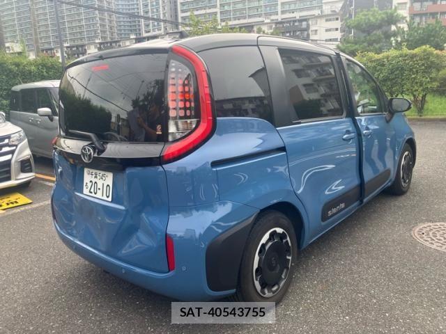 Toyota SIENTA 2023-10 8438505-3
