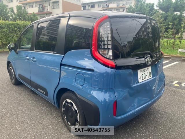 Toyota SIENTA 2023-10 8438505-4