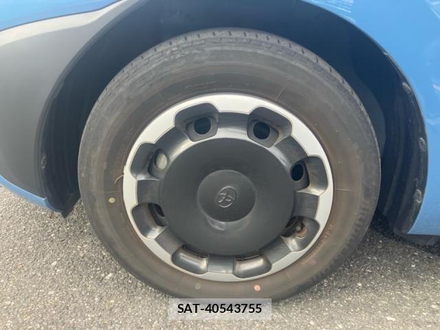Toyota SIENTA 2023-10 8438505-8