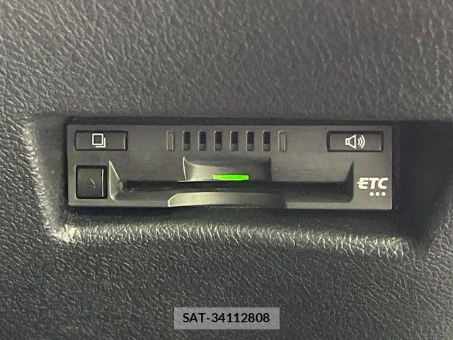 Toyota SIENTA 2020-01 8438883-6