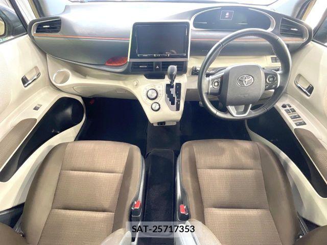 Toyota SIENTA 2020-11 8438882-1