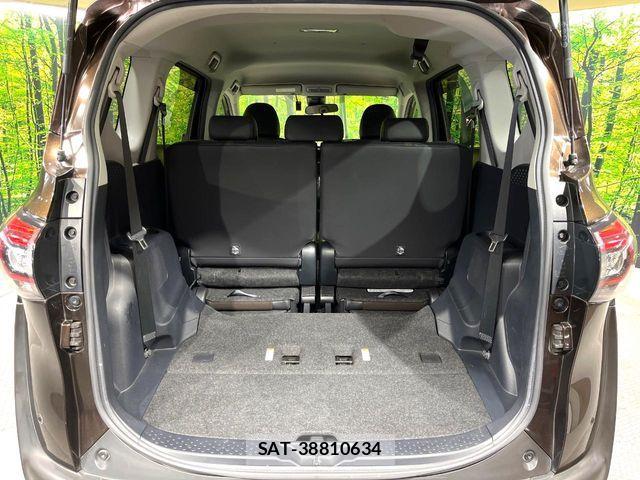 Toyota SIENTA 2019-10 8438885-11