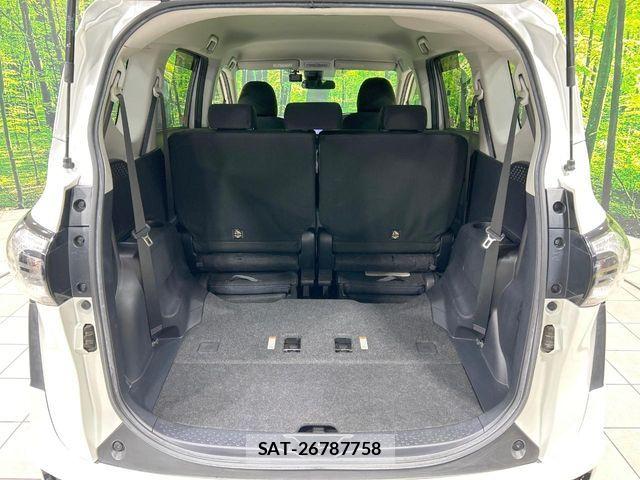Toyota SIENTA 2015-09 8438890-10