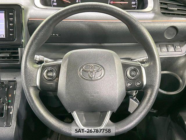 Toyota SIENTA 2015-09 8438890-11